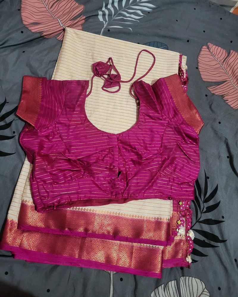 Elegant mysore crepe silk saree with Blouse