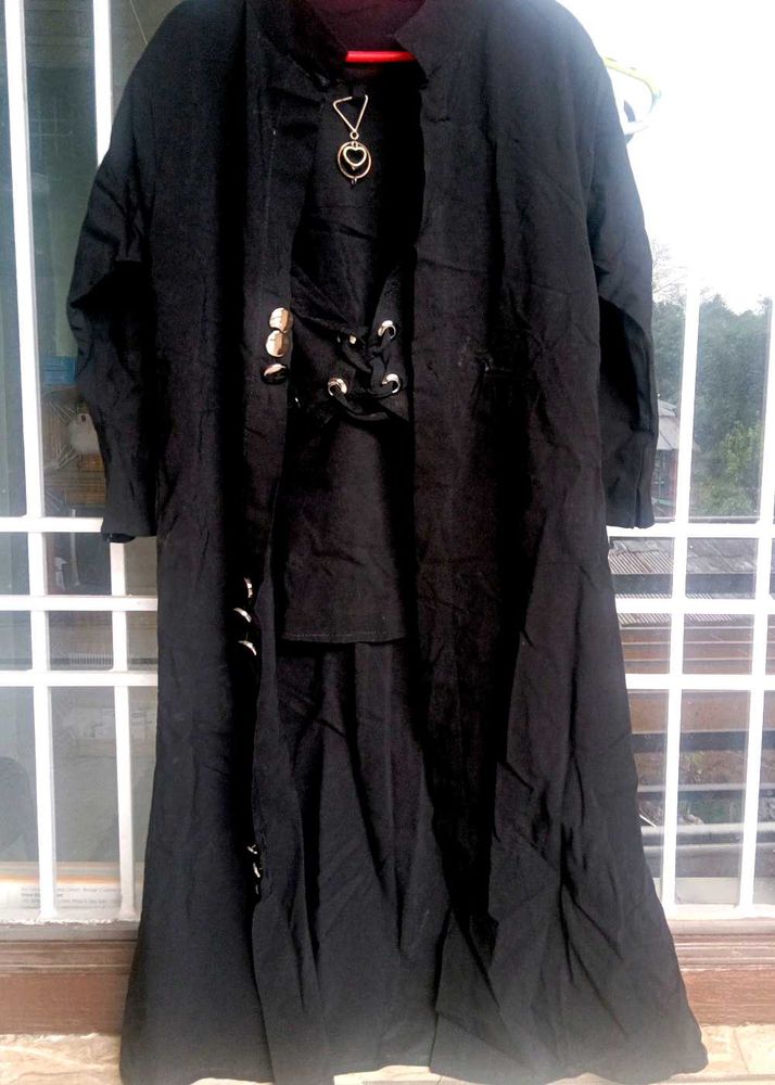 👗👕 Upper Black Wear