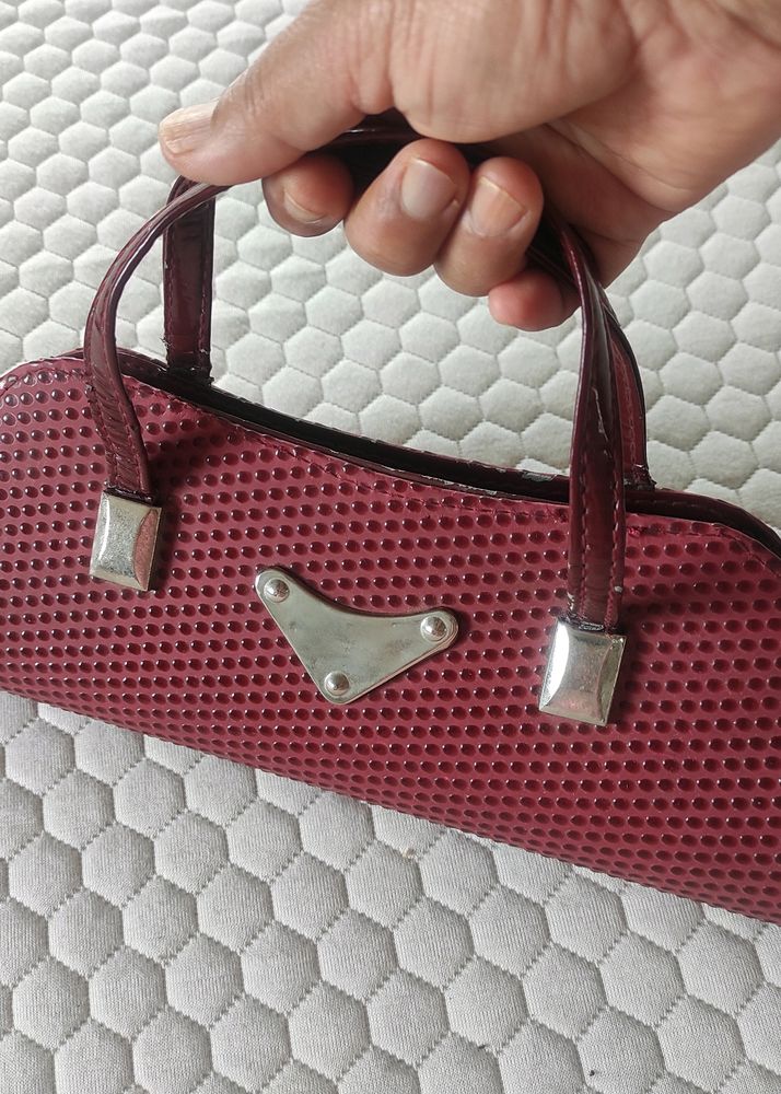 Handbag