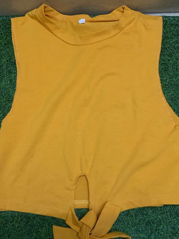Crop Top