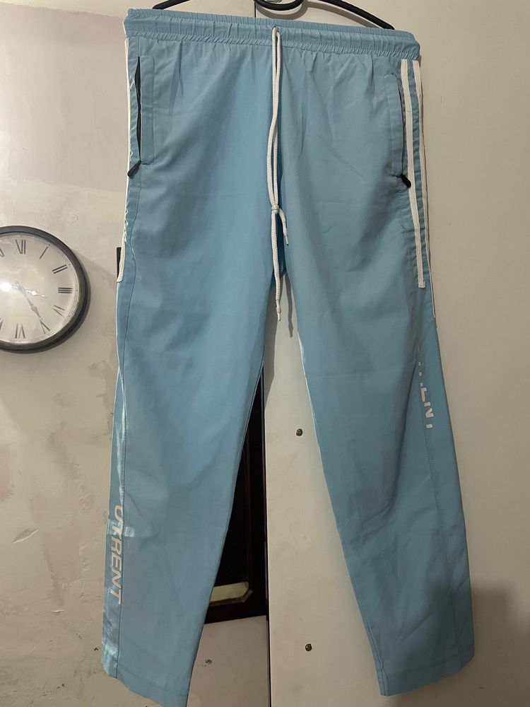blue lower for women