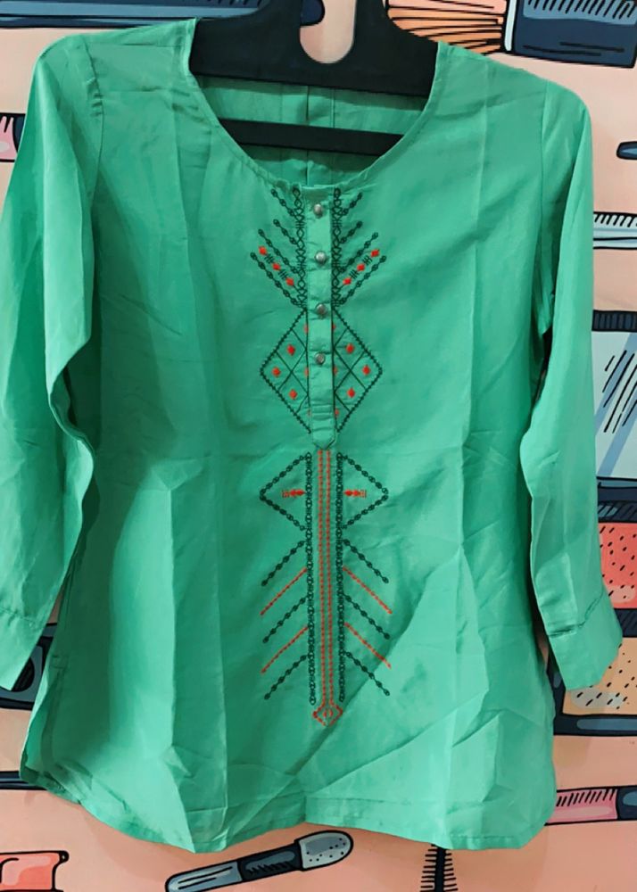Short Kurti