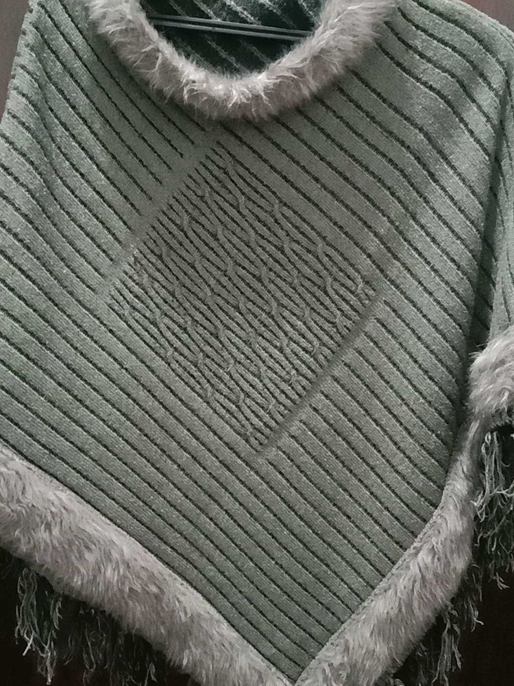 Woolen Cape Top, Ponchu