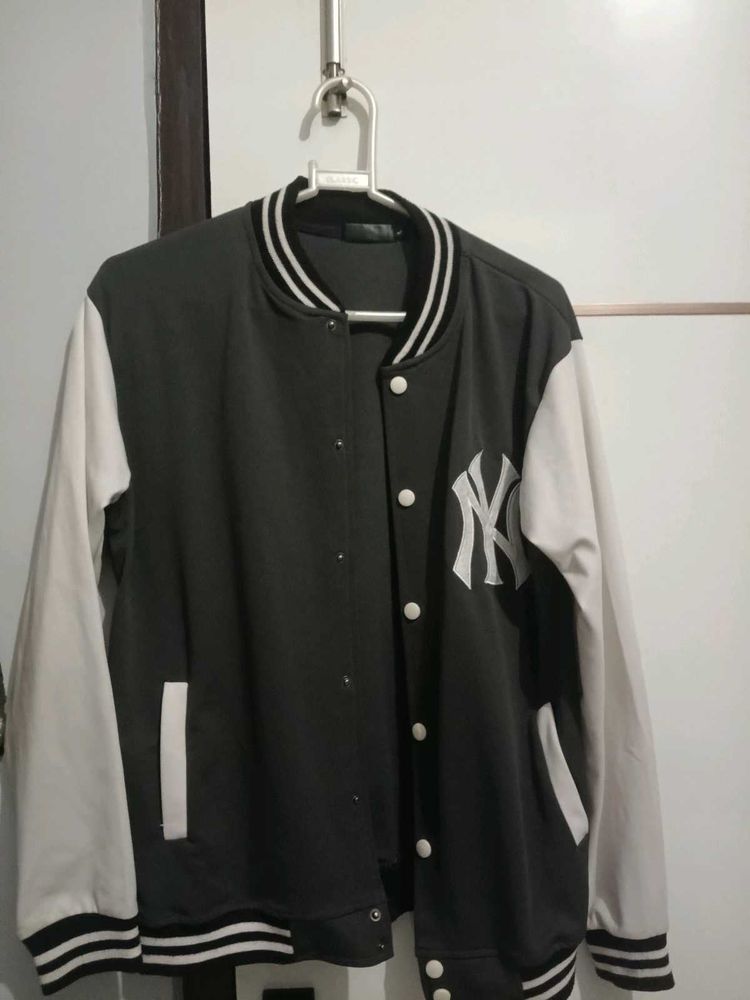 Bomber Jacket😎🧋