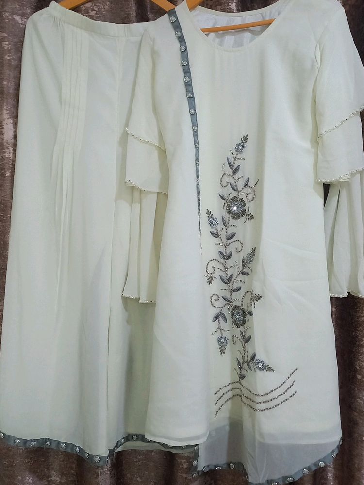 Heavy Worked Plazo Suit