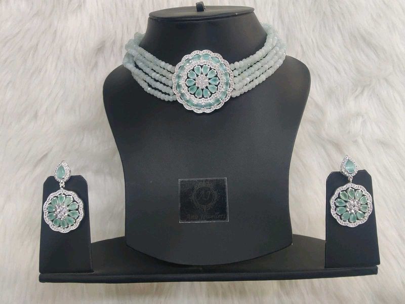 Silver Elegant Mint Choker Set