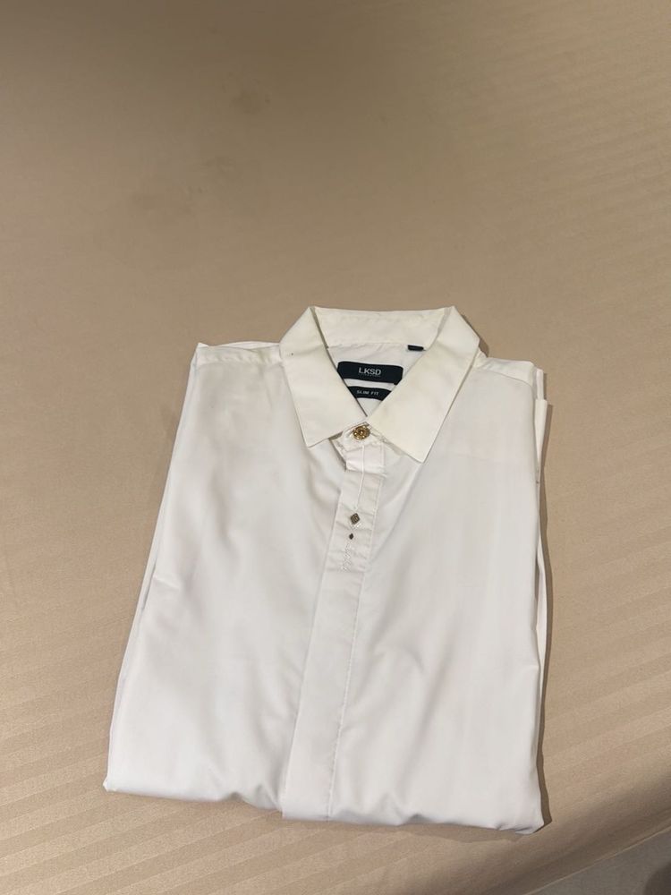 Elegant White Shirt - Uniqlo