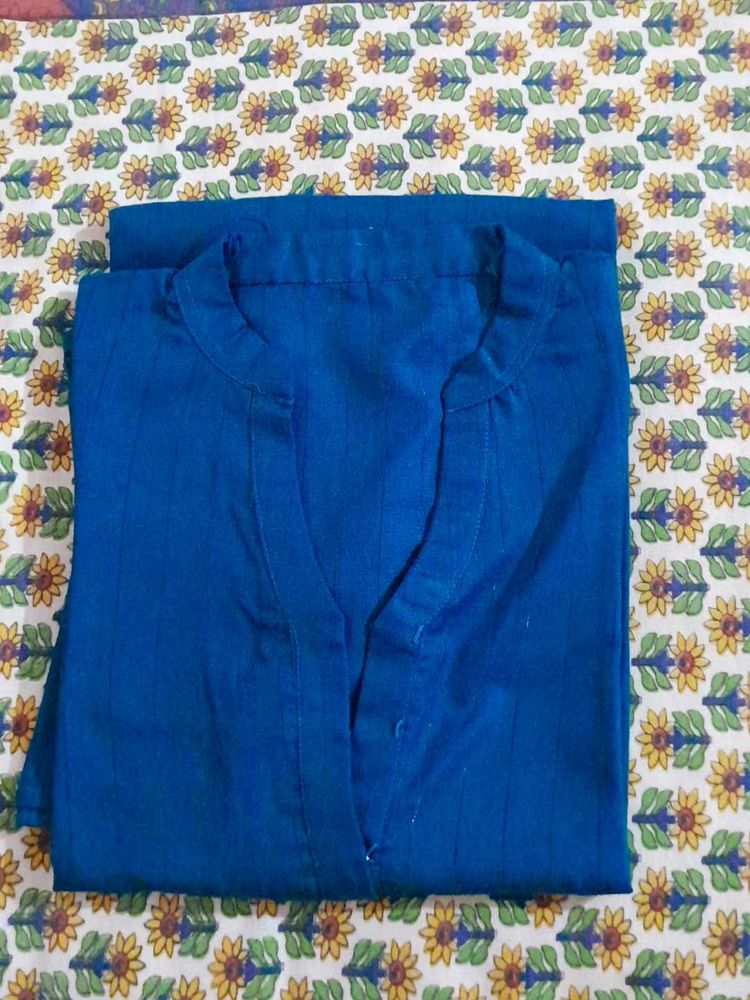 Women&#39;s Festive Kurti