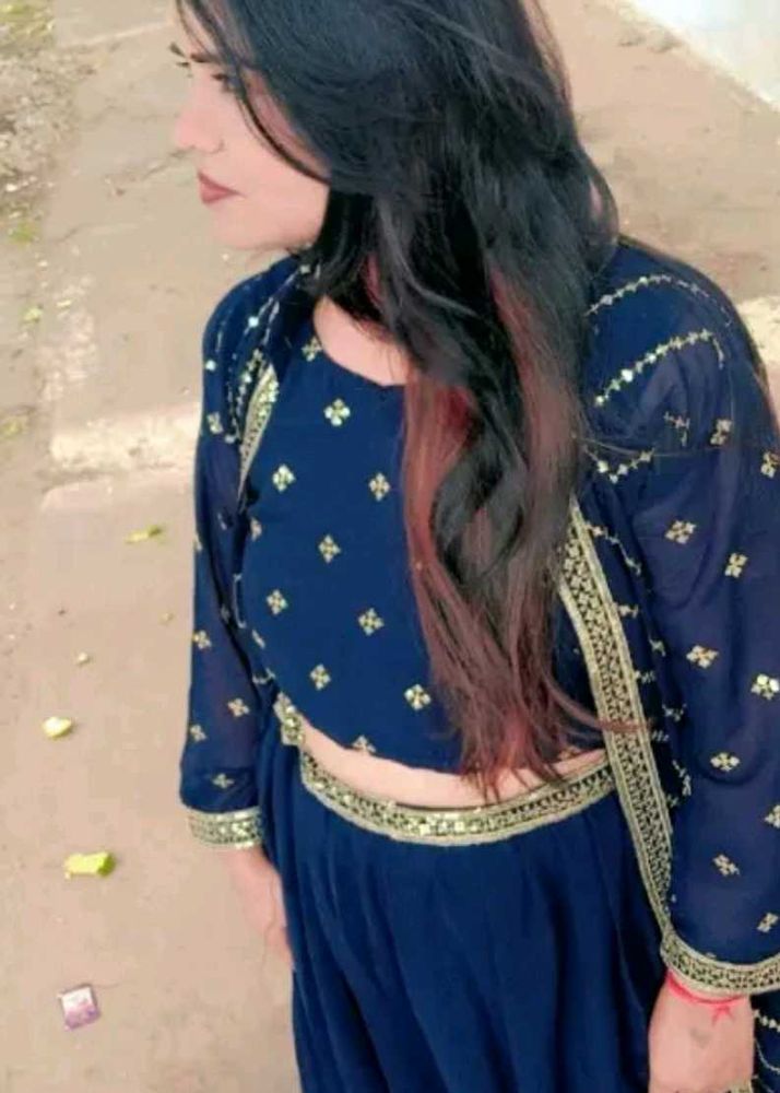 Elegant Navy Blue Kurta Set