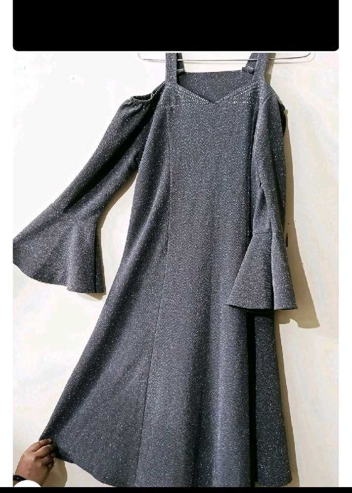 Very Stylish Dress With Sendal