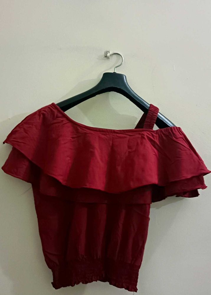 Red Ruffle One-Shoulder Top With Match Pants💞