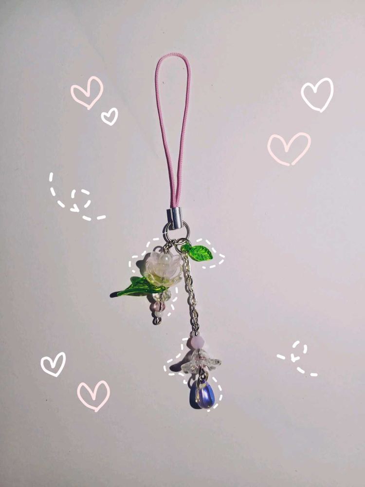 ₊˚⊹౨ cute lotus phone charm / keychain ৎ ₊˚⊹