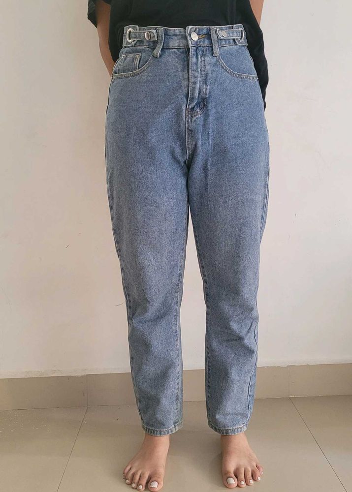 DENIM BOYFRIEND JEANS
