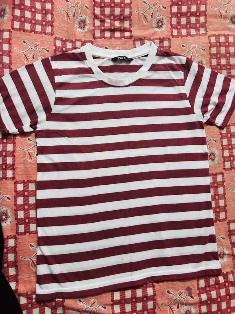 Striped Maroon &amp; White T-shirt