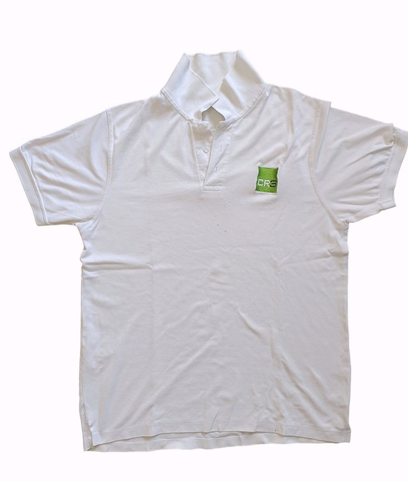Man&#39;s Highneck  XXL Half Sleev White T-shirt.