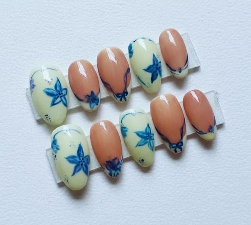 Press in nails ~Blue Clay