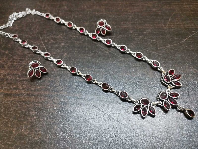 Look Our Stunning Neckpeice Set👌👌👌👌