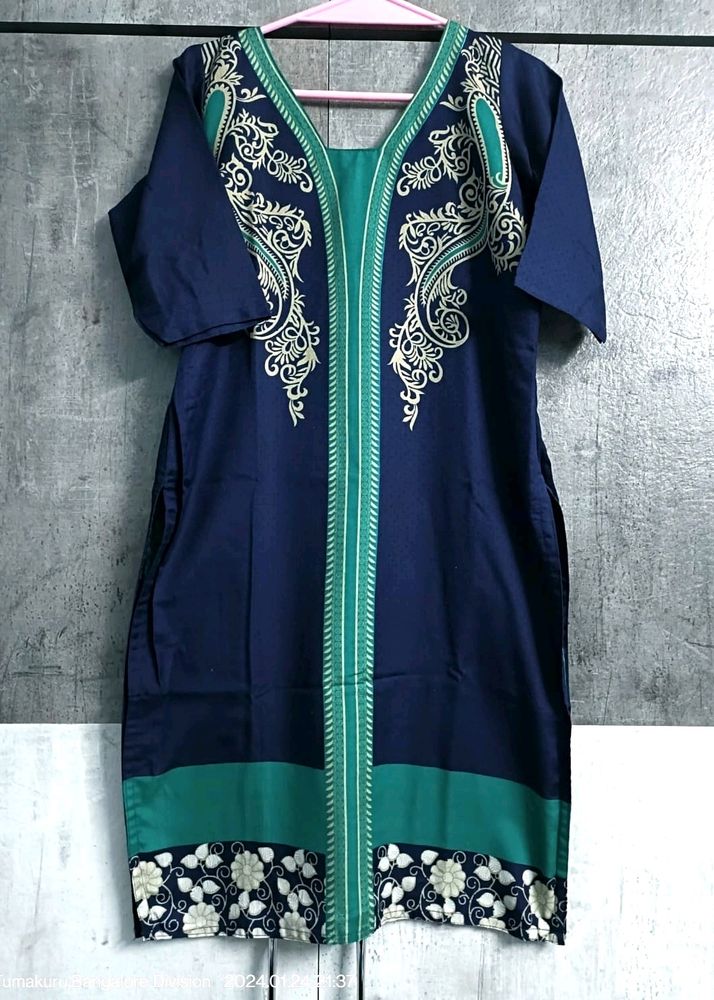 Salwar With 3/4th Sleeves