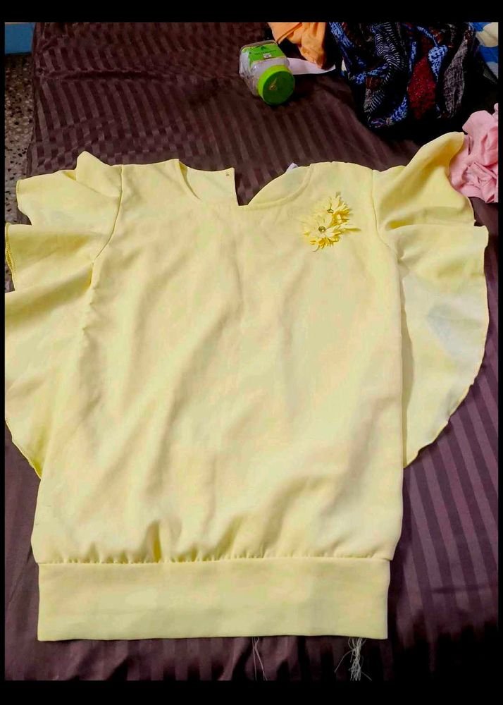 New Not Used Top Donation With Freebie
