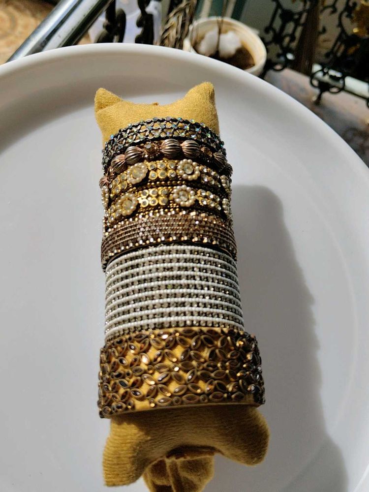 Combo Of 7 Bangles
