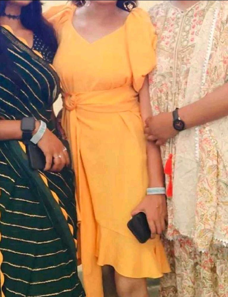 Yellow Ruffle Mini Dress.👗