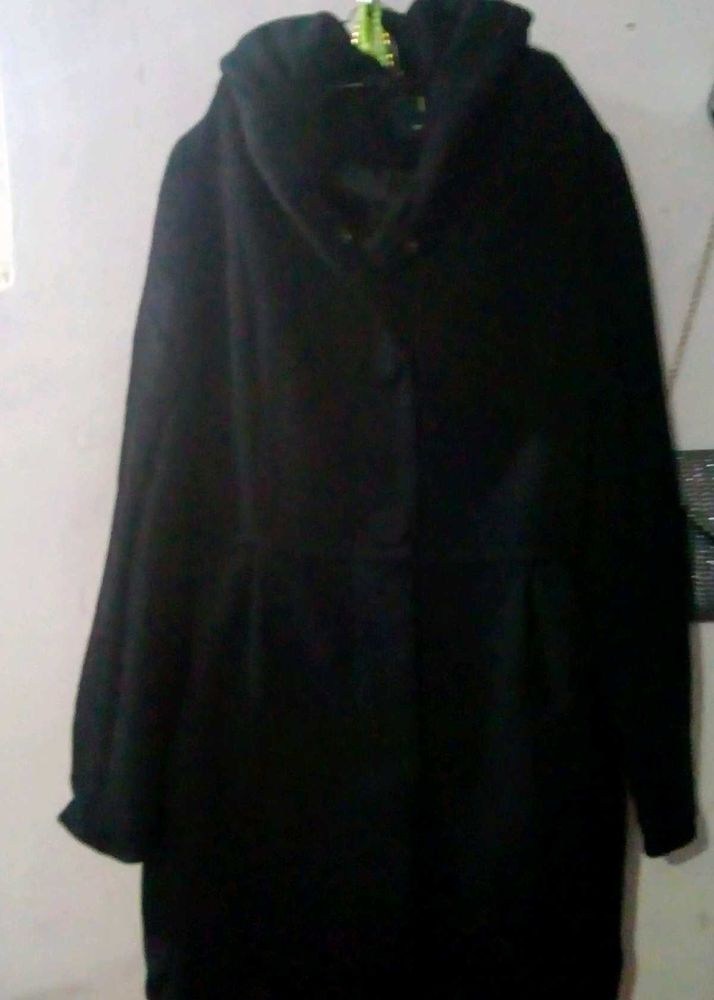 BLACK COAT