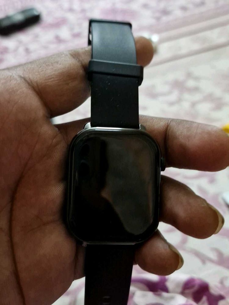 Smartwatch with Black Band