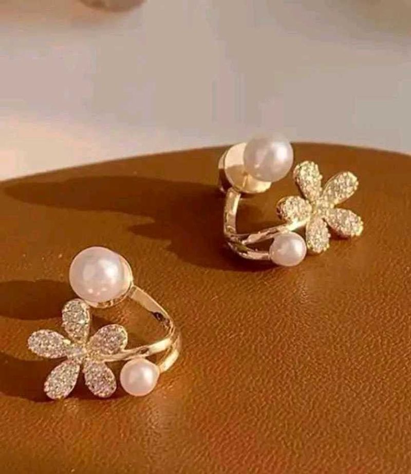 Pearl Flower Earrings