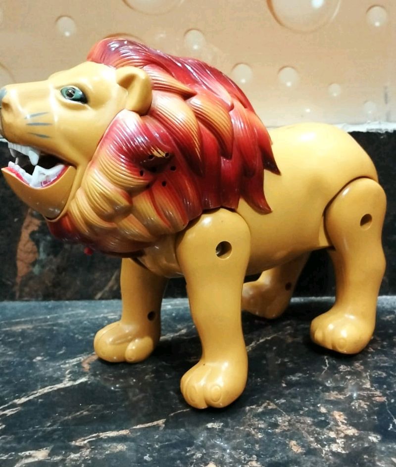 Toy Royring Lion