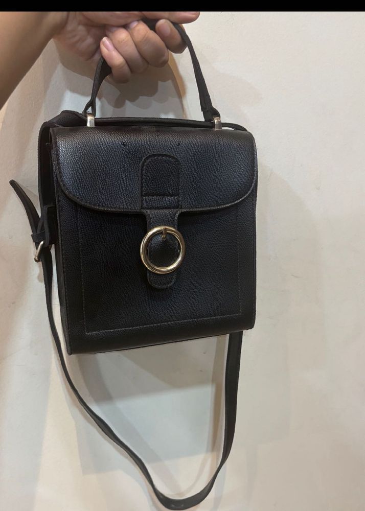 Chic Black Crossbody Bag