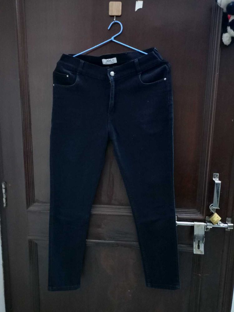 Black Slim Fit Jeans