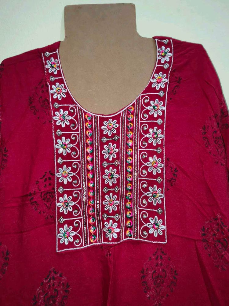 Red Kurta
