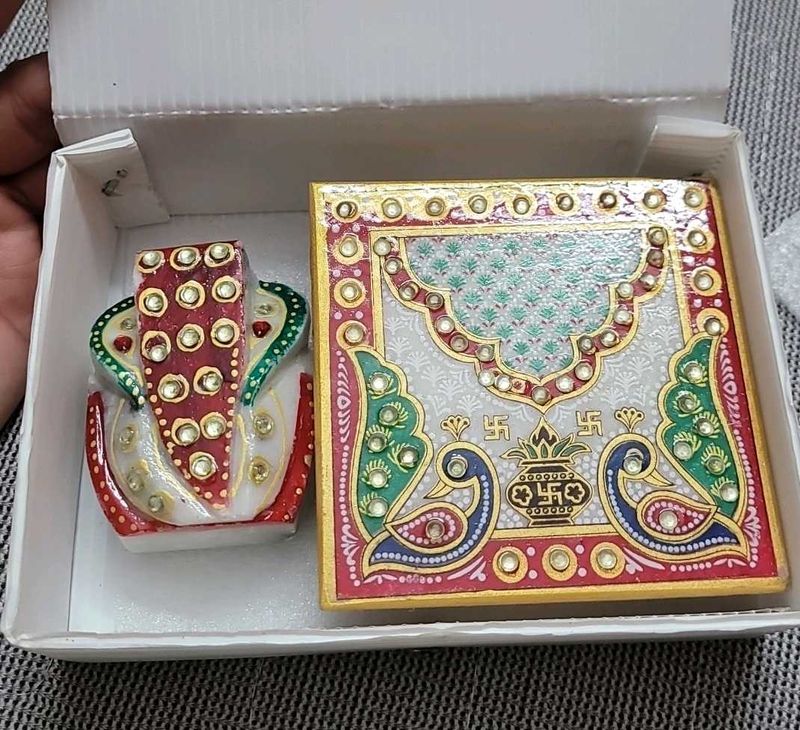 Marble Ganesha Idol with Stand