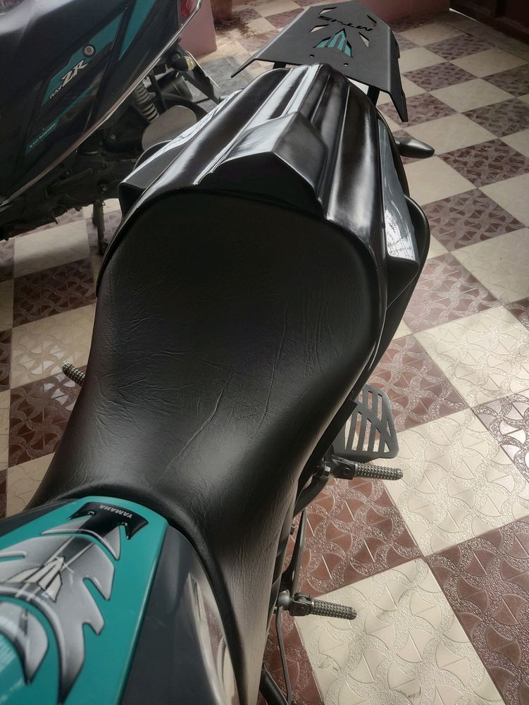 Unused New HARP MODS MT15 RACING Seat Cowl