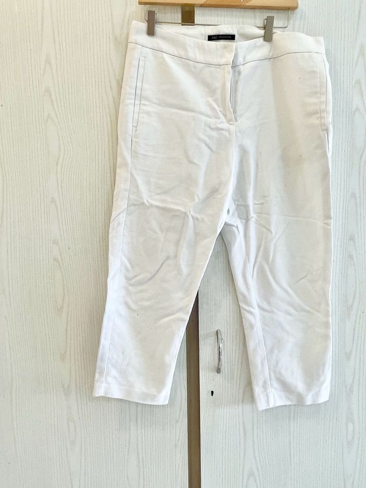 White Cropped Pants