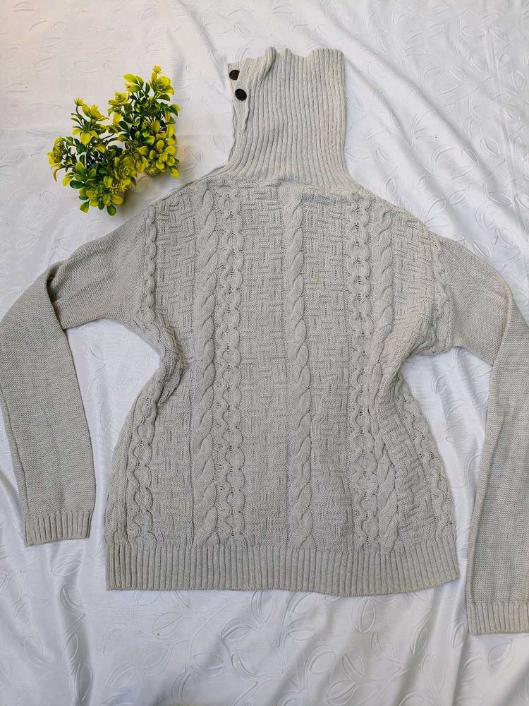 H&amp;M Cable Knit Turtleneck Sweater