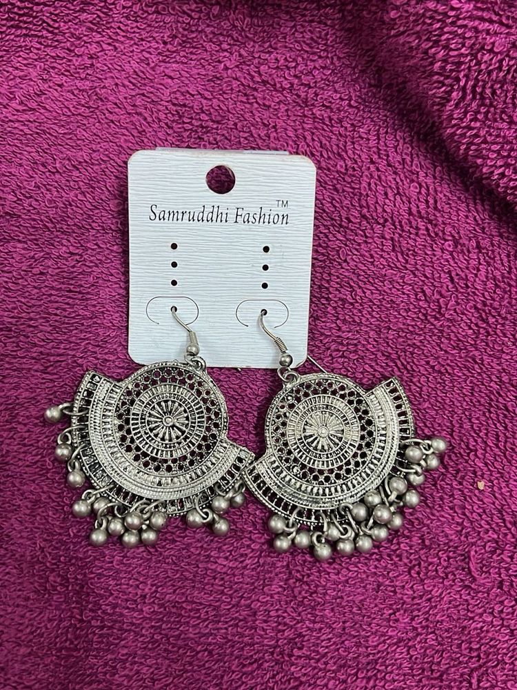 Silver Jhumka Earrings