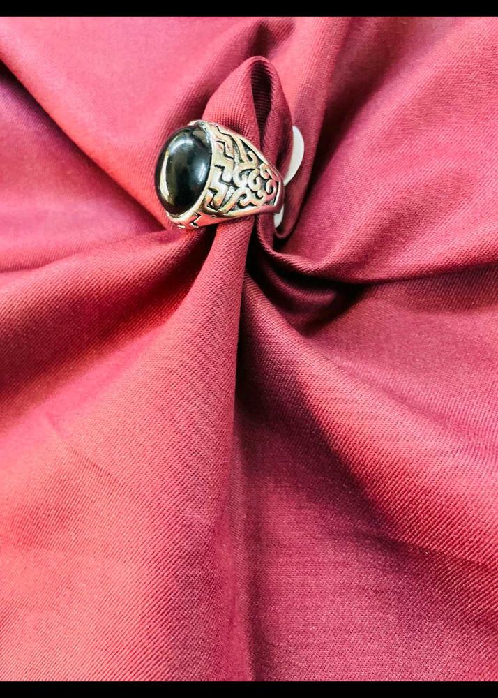 Bold Black Men&#39;s Ring | Stylish &amp; Elegant