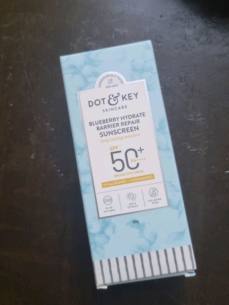Dot&amp;Key Blueberry Sunscreen