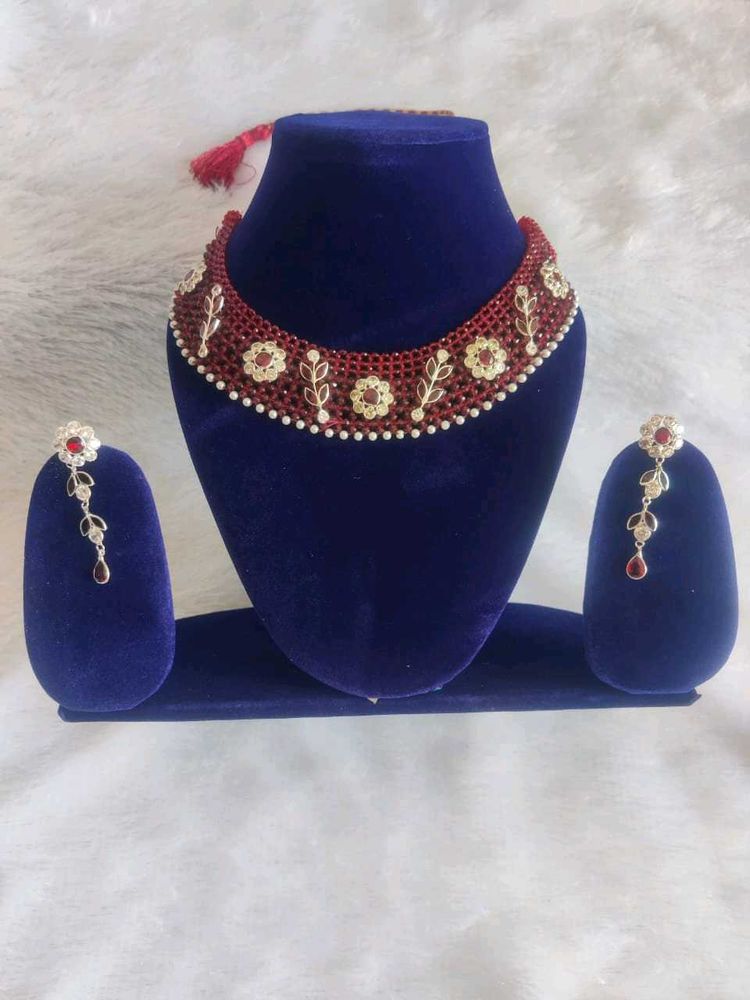 Elegant Necklace Set,(silver set)