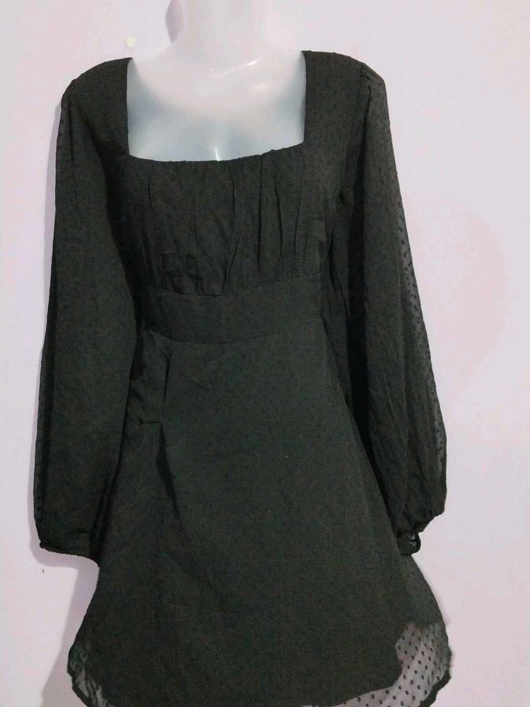 BEAUTIFUL BLCK FROCK