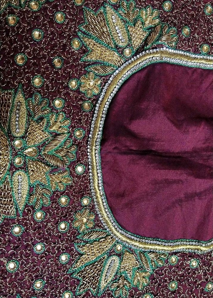 Hand Made New Zari Work Embroidered Sari Blouse