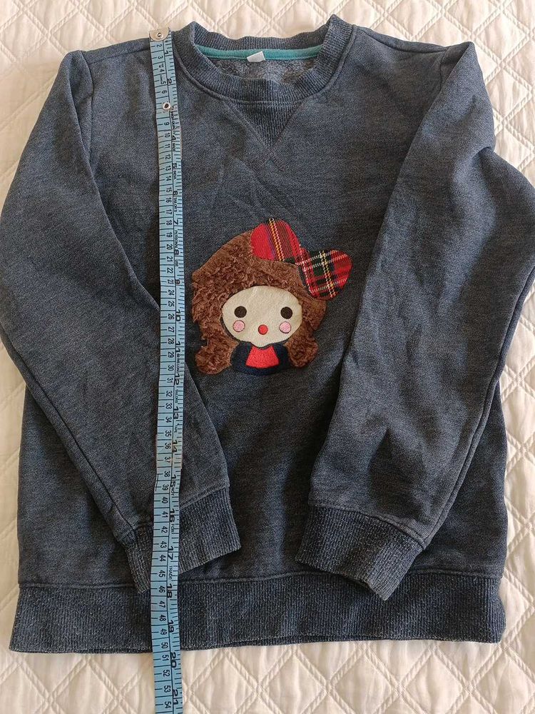 sweatshirt