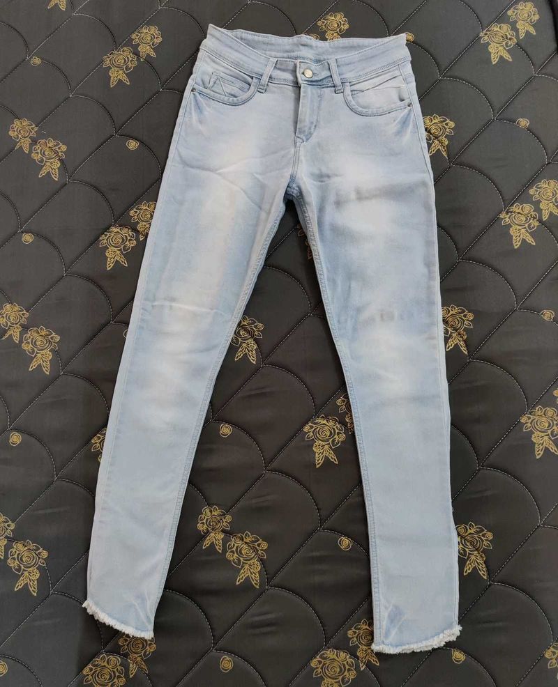 Light Wash Denim Jeans