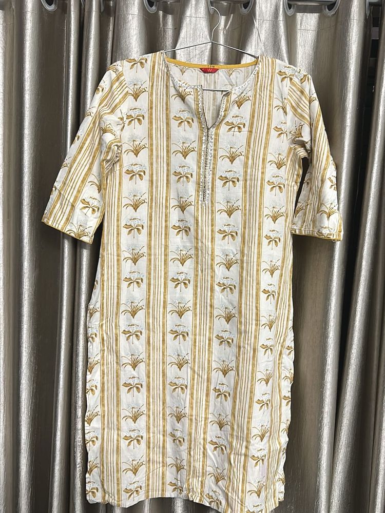 Striped Floral Print Kurta