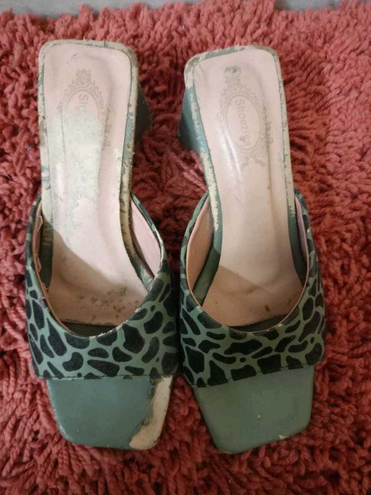 Heel 👠