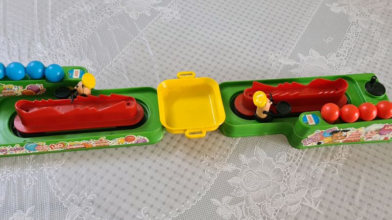 Leo Toys...Carry On Chef