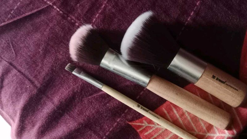 Makeup Brush Set