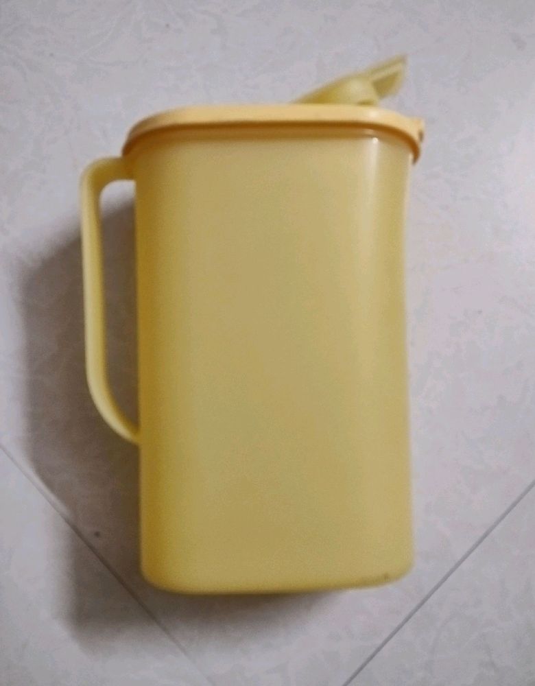 Tupperware Water/juice Container