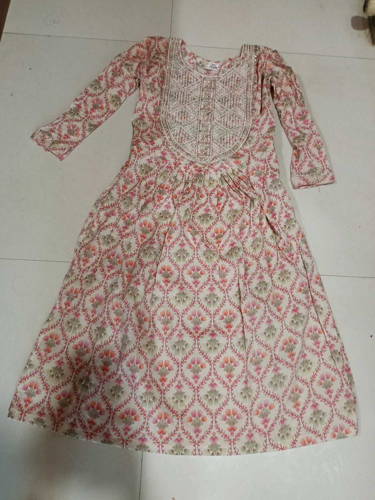 Naira cut Kurta Pant Set